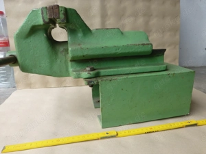 DDR Schraubstock ca. 60ziger Jahre,sehr robust 