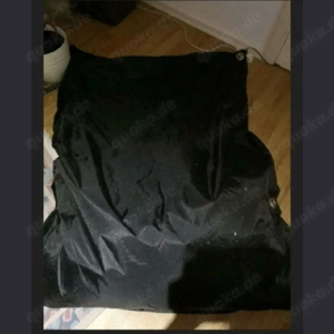 Großer schwarzer Sitzsack zum Chillen