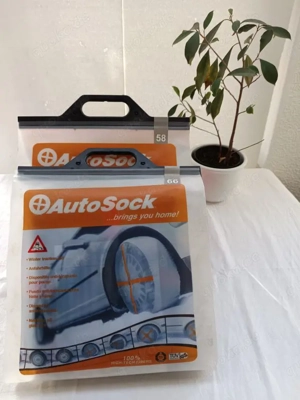 Die AutoSocks sind eine praktische Alternative zur Schneekette