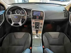 Volvo XC60 2.4 D5 AWD | XENON [12M.GARANTIE] Bild 2