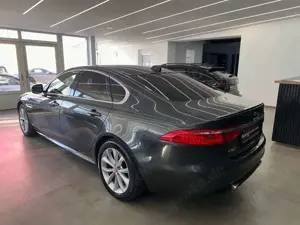 Jaguar XF 30t R-Sport AWD*Kamera*4xSHZ*Totwinkel* Bild 4