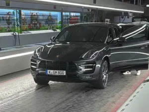 Porsche Macan Macan Turbo PDK mit Performance Paket