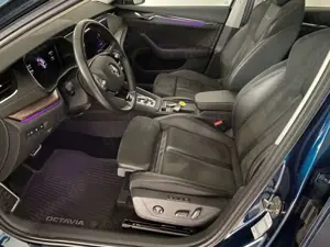 Skoda Octavia Combi Scout 2.0 TDI DSG 4x4 AHK+MATRIX Bild 5