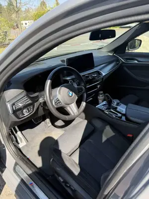 BMW 530 530d xDrive Touring Aut. M Sport Edition Bild 5