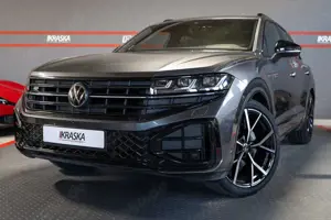 Volkswagen Touareg 3.0 TDI 4M R-Line AHK PANO DYNAUDIO STHZ Bild 2