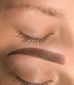 Permanent Make up Augenbrauen Bild 5