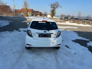 Toyota Yaris Hybrid Life Bild 5