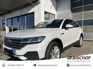 Volkswagen Touareg 3.0 V6 TDI AHK Kamera Luft ACC App-Con.
