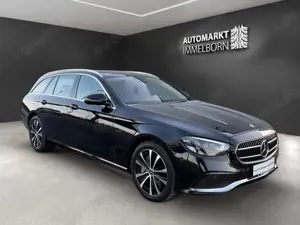 Mercedes-Benz E 300 de AHK*Memory*Distro*Pano*BelüSitz*Mubeam