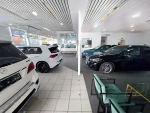 Audi A4 Avant 2.0 TDI BusinessPak*Navi*PDC*Sportsitze Bild 5