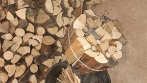 Brennholz Küche Kamin