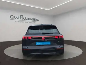 Volkswagen Tayron Life 1.5 eTSI DSG 7Sitze AHK AreaView Bild 5