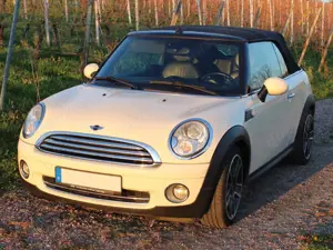 MINI Cooper Cabrio 1. Hand, Vollleder, SHZ, Klimaautomatik...