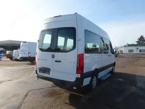 Mercedes-Benz Sprinter III  Tourer 311 CDI Kombi Trittstufe Bild 5