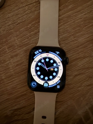Apple Watch Series 8 