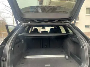 Skoda Superb Superb Combi 2.0 TDI DSG 4x4 Sportline Bild 3