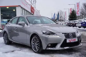 Lexus IS 200 IS 2,5 300h Executive Line LED DAB Navi Kamera Bild 3