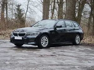 BMW 320 320 d xDrive Advantage