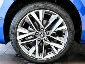 Skoda Octavia Combi Balance 1.5 TSI AHK Navi Kamera Matrix Bild 3