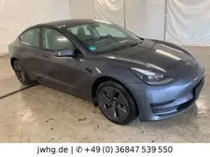 Tesla Model 3 LED Wärmepumpe Ryzen Shanghai Autopilot3 Bild 2