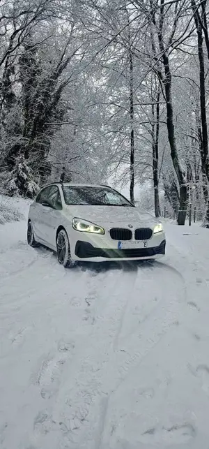 BMW 225 225 xe Sport Line
