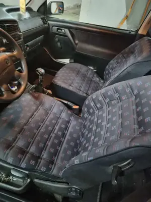 Volkswagen Golf 1.8 GT Special Bild 3