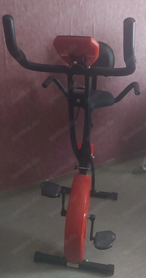 Heimtrainer Fahrrad