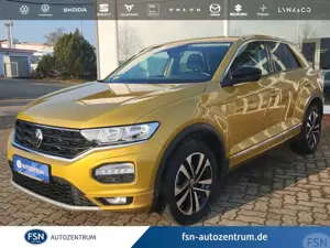 Volkswagen T-Roc 1,5 TSI DSG RFK Navi Clima elektr. Heckklappe