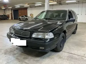 Volvo V70 2.5 5 Zylinder Klima/Teil-Leder/LM+MS/TÜV NEU