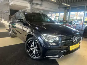 Mercedes-Benz GLC 200 4Matic AMG LINE Night Paket *1.HAND*