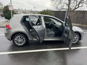Volkswagen Golf VW Golf VII 1.6 TDI Comfortline Bild 5