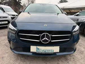 Mercedes-Benz B 200 Automatik-Head -Up Display --Scheckheft-- Bild 2