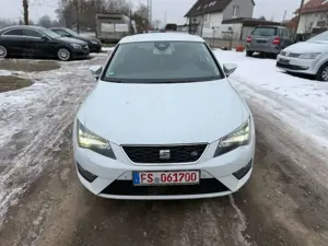 SEAT Leon FR LED / NAVI / Sitzheizung
