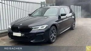 BMW 530 e Tou M-Sport Laser AHK HUD RFK DrAss elSitz