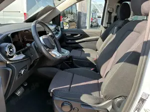 Mercedes-Benz V 220 d STYLE Lang AHK AUT Facelift SpurW Bild 5