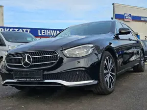 Mercedes-Benz E 300 E 300 e Plug-in Hybrid