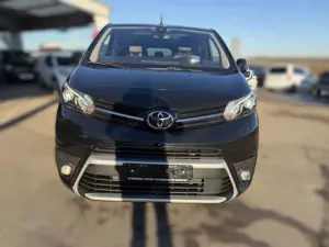 Toyota Proace 2,0-l-D-4D L2 (7-Si.) Autm. Verso Executive Bild 2