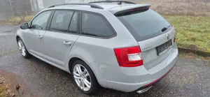Skoda Octavia Combi Diesel 2,0 TDI  "RS" (Green tec) Bild 5
