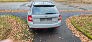 Skoda Octavia Combi Diesel 2,0 TDI  "RS" (Green tec) Bild 2