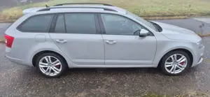 Skoda Octavia Combi Diesel 2,0 TDI  "RS" (Green tec) Bild 4