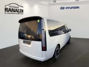 Hyundai STARIA 1.6T-GDi HEV A/T Signature+7Sitzer+Panodach Bild 3