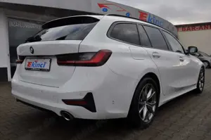 BMW 320 3 Touring 320 d Sport Line Bild 4