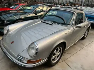 Porsche 911 E Targa 2.4 L Ölklappe  Match.Num,Frame OFF