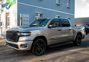 Dodge RAM Laramie Night 3.0l,ACC,5 J.Garantie Bild 3