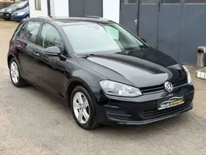 Volkswagen Golf VII 1.6 TDI Lim. PDC / SHZ / NAVI