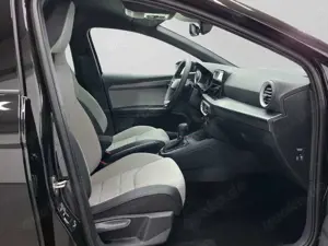 SEAT Ibiza FR 1.0 TSI 7-Gang-DSG REAR VIEW NAVI SITZH Bild 4
