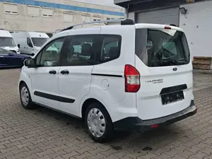 Ford Tourneo Courier Ambiente Sitzheizung*1-Hand*5-Sitzer Bild 4