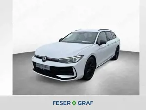 Volkswagen Passat 2.0 TDI DSG R-Line BLACK NAV AHK DCC HUD