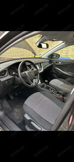 Opel Grandland X 1.2 Turbo Benzin 131 Ps 96 Kw Bild 3