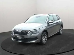 Skoda Kamiq 1.0TSI DSG Tour LED Navi SHZ PDC vorn  hinten